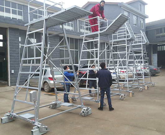 接觸網(wǎng)維修梯車